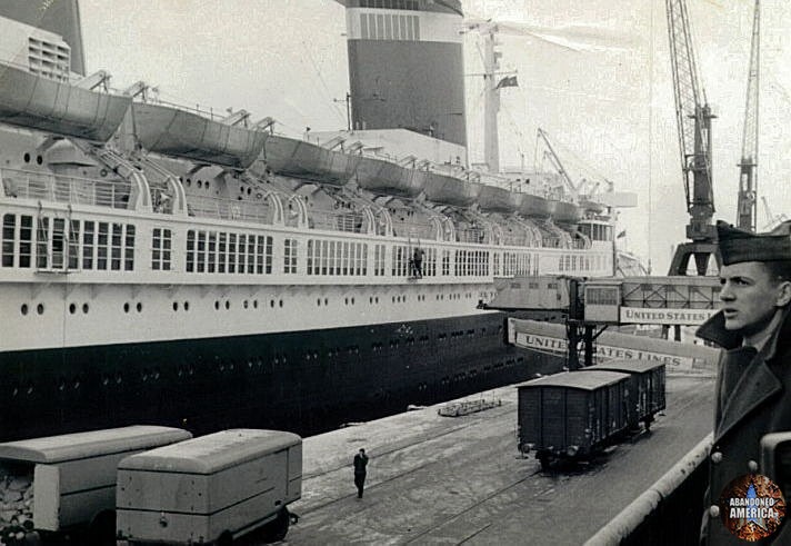  - SS United States Historical Photographs