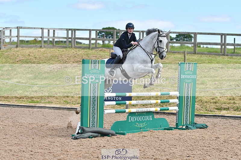 240609A-114849-04758 - Cls 17 Snr 1.05m Open