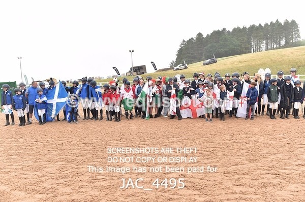JAC_4495 - SAT TEAM PARADE