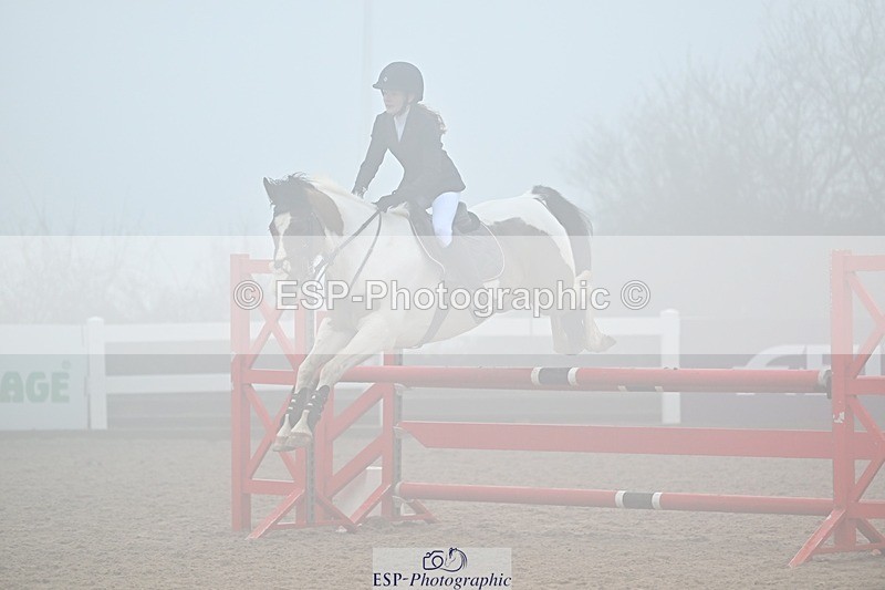 250208-122044-00528 - Cls 9 Pony Newcomers and 1m