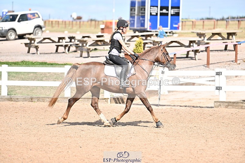 250821B-154520-00606 - Group B - Danielle