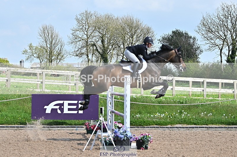 240509A-143616-02490 - Cls 11 National 1.40m Open