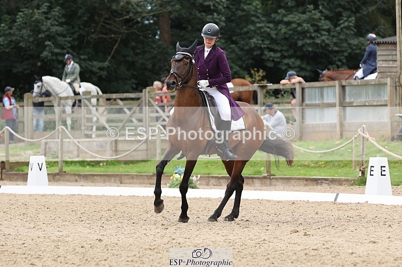 240810-135706-03400 - 153-Nicola.Kayes-BOSS.X