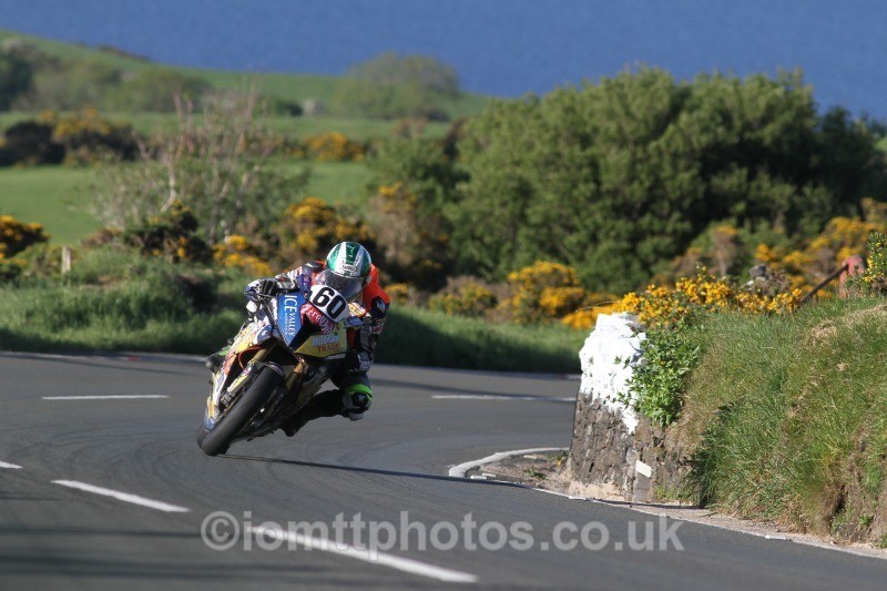 Peter Hickman* BMW / Ice Valley by Motorsave Trade - Monday Practice Solos