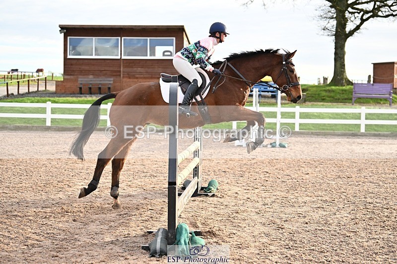 241206-095029-00097 - Cls 2 British Novice and 90cm Open