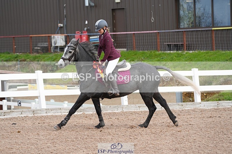 251026-123155-02423 - Cls 4 Pony Winter Novice + 80cm Open