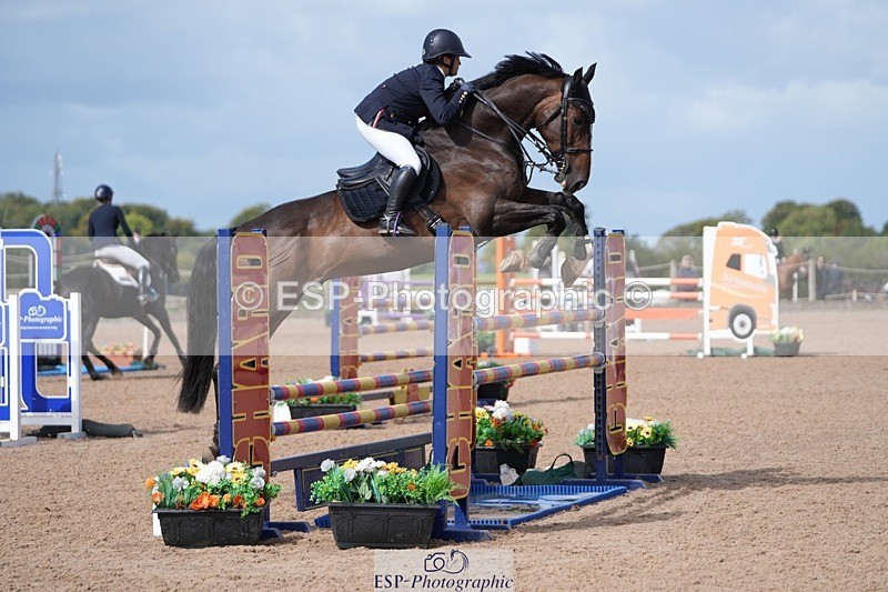 250913-115526-06780 - Cls 15 Snr Foxhunter