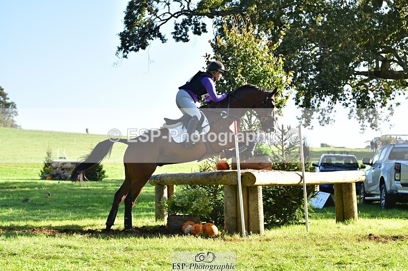 231022-110230-25997 - 229-HARTHILL.SAMBA-Charlotte.Rowe-XC