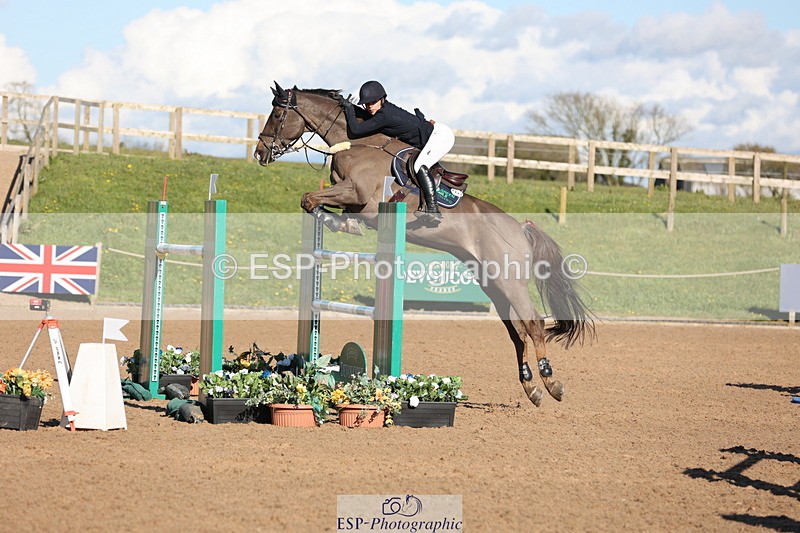 240419A-171827-09710 - Cls 10, 2 Star Big Tour 145cm  Break to End