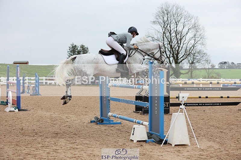 241101A-140007-02329 - FRI Cls 6 Foxhunter and 1.20m Open
