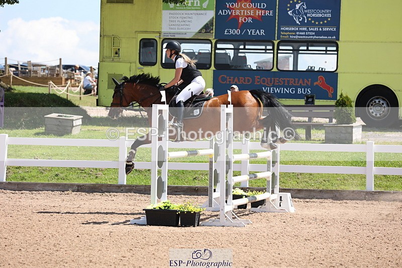 240718A-123741-05131 - Cls 9, 1 Star Bronze Tour 1.10m