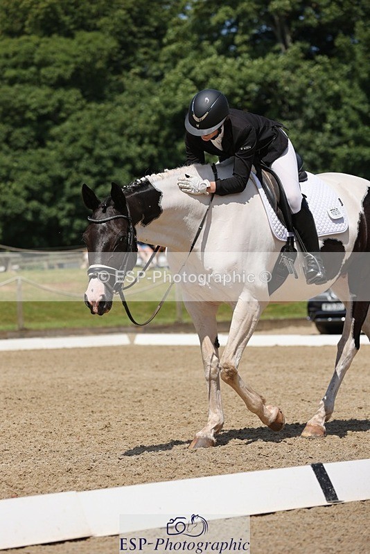 240719-121507-01636 - 123-Michelle_Wallis-Alvescot_Winning_Mood