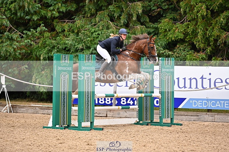 250817A-110147-03984 - Cls 16 Snr British Novice