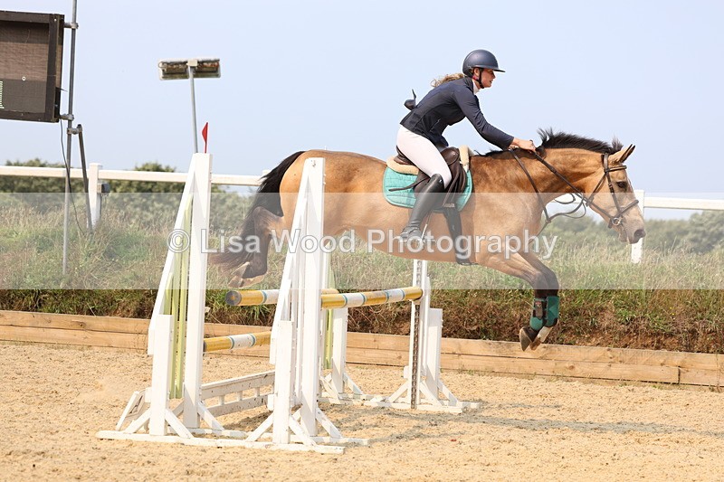 3E7A1498 - Class 4: Senior British Novice/90cm open