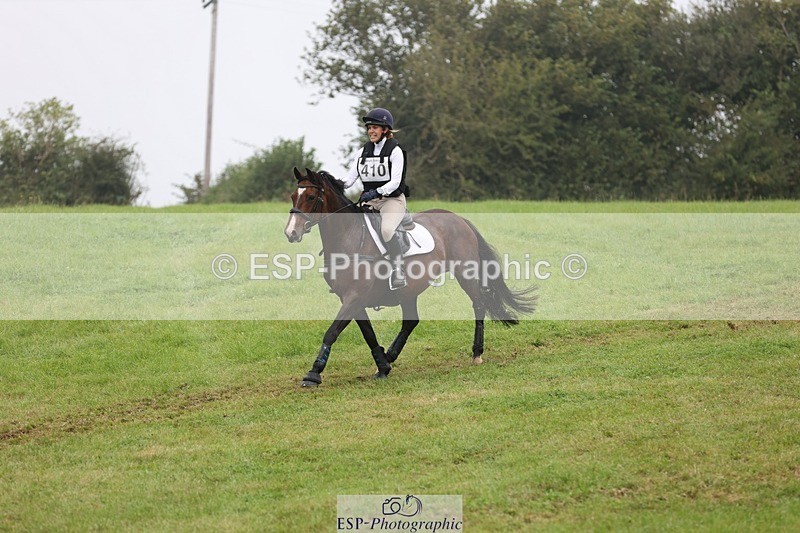 240901A-113519-07209 - 410-Octavia.Madden-NENAGH.II