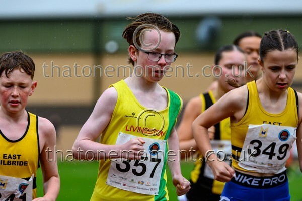 Monument25-920341 - Set One