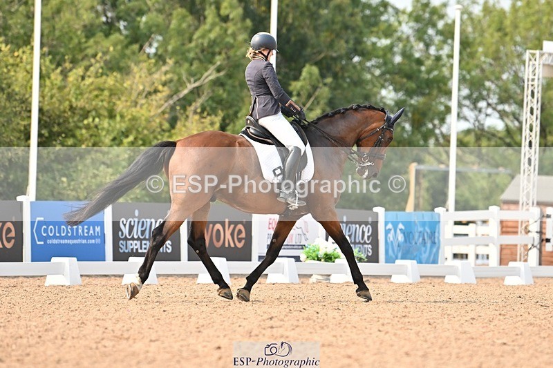 250816-155355-05990 - 041-Lucie.StokoeLed.Zeppelin