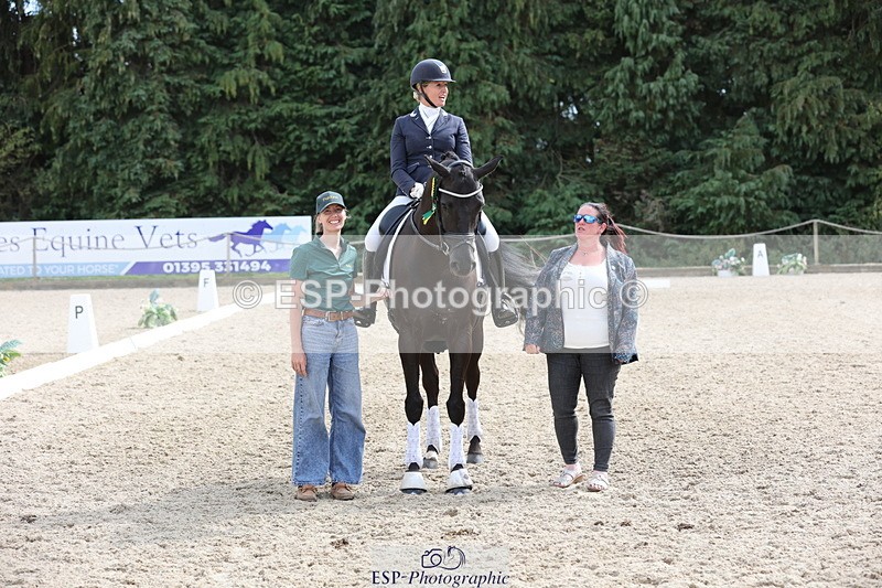 250809A-155838-04700 - Medium GOLD Presentations