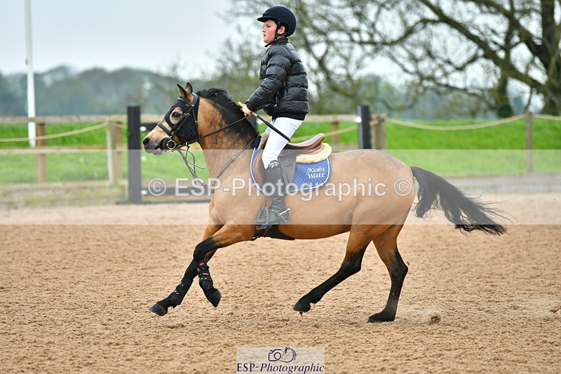 230513A-090352-00009 - Cls 11 Stepping Stones 128+138cm