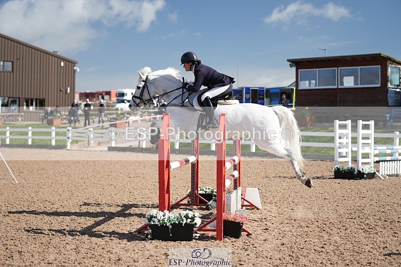 250329-103315-03665 - Cls 20 British Novice and 90cm