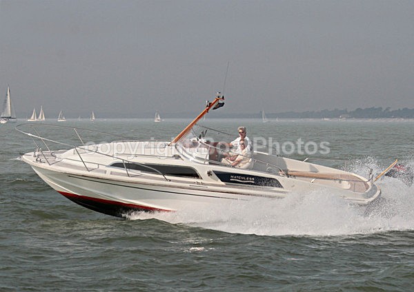 111001 MATCHLESS IMG_0569 - Motorboats - Open
