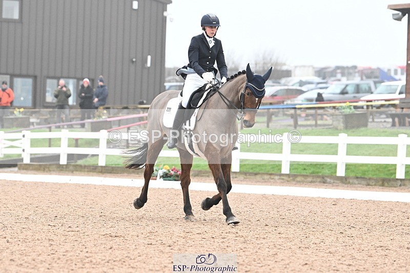 240217A-120120-02502 - 228-Abby.Bannell-Royal.Dalliance