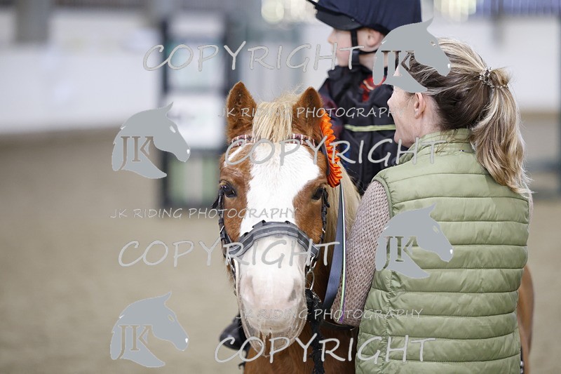 _T0A0930 - Class 1 Cross poles