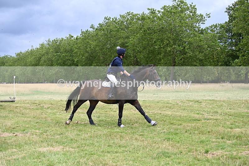 WJ6_2993 - Time at Jump 11:06 to 11:40
