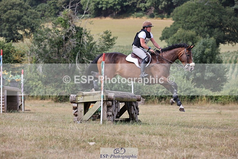 250802A-155321-06877 - F-278-Stacey.Blunn-MEADOWMARSH.DANCING.MILLIE