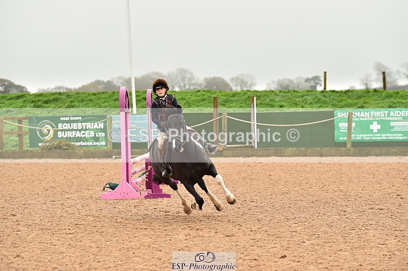 231118A-101748-01018 - Cls 18+19 Club and Schools 70cm