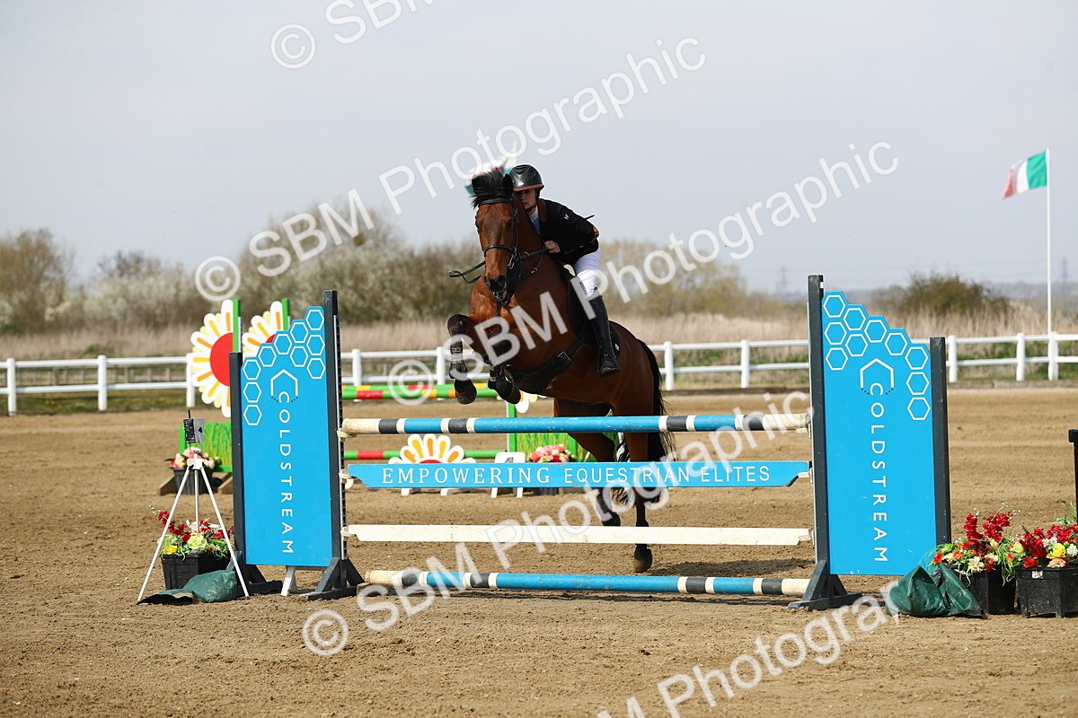 SBM_002557 - Class 10 - Senior Newcomers - 1.10m