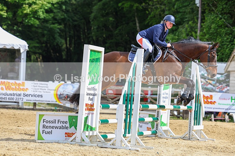 3E7A8695 - Class 4: Senior British Novice/90cm open