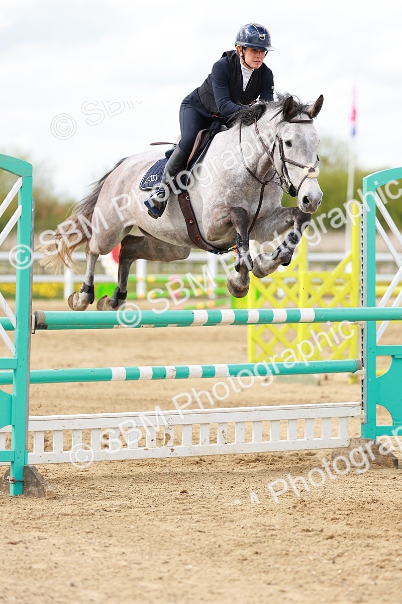 SBM_002301 - Class 4 - Senior Newcomers - 1.10m