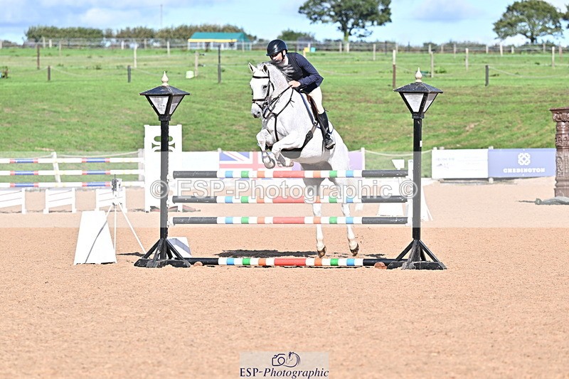 260923B-155008-01063 - Cls 06 Snr Fox & 1.20m Open