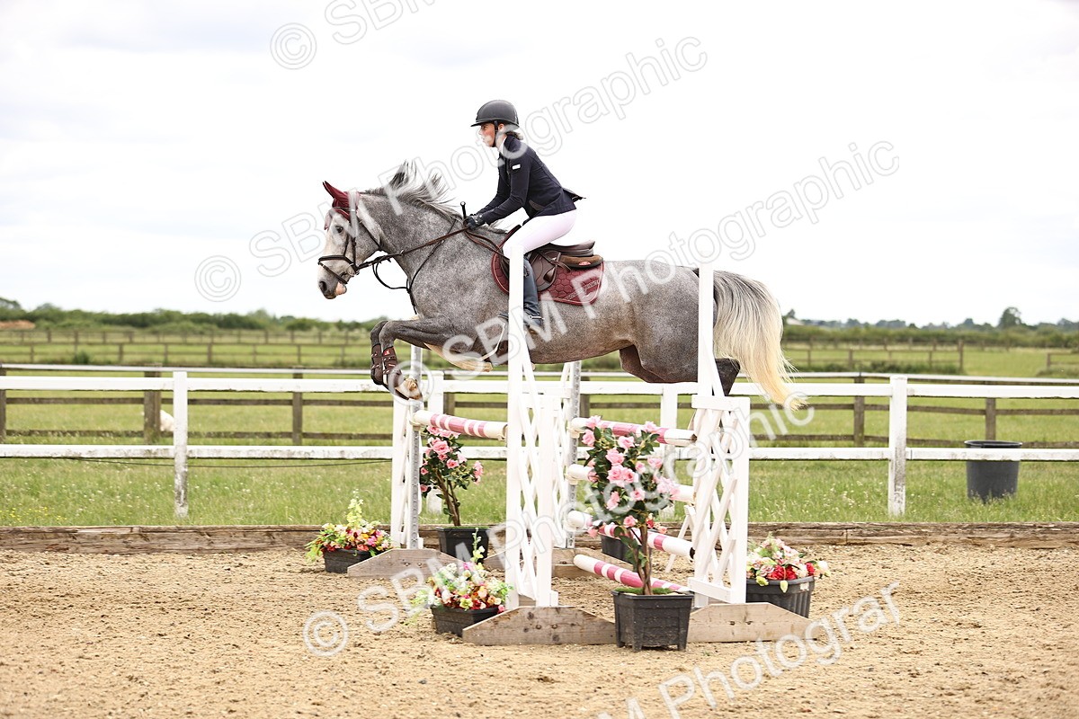 SBM_007764 - Class 19 - Senior Newcomers - 1.10m