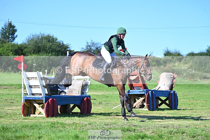 240811A-170611-07106 - 410-