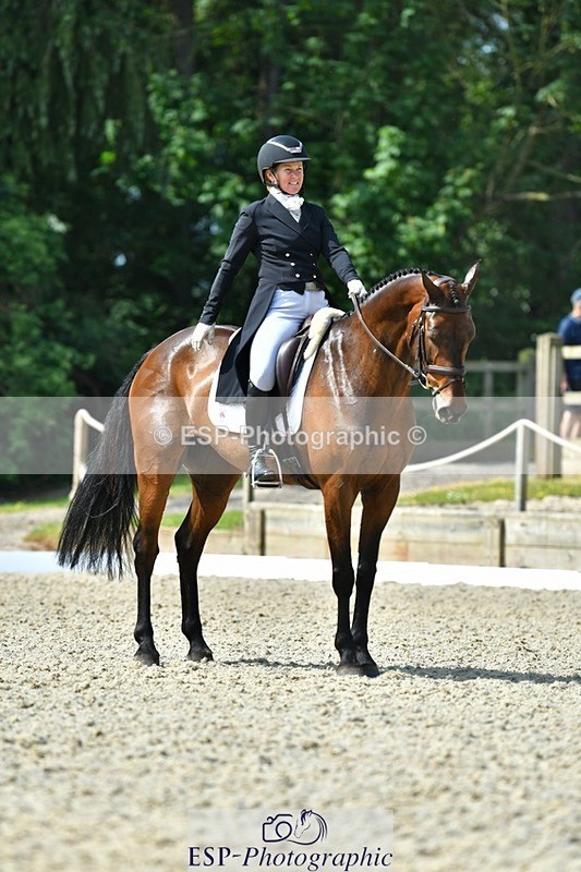 230525-104243-03956 - 414-L_E_B_LIAS_JEWEL-Jonelle_Price-DR