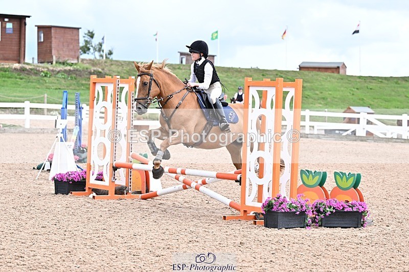 250729-150249-00067 - Clear Round and 60cm