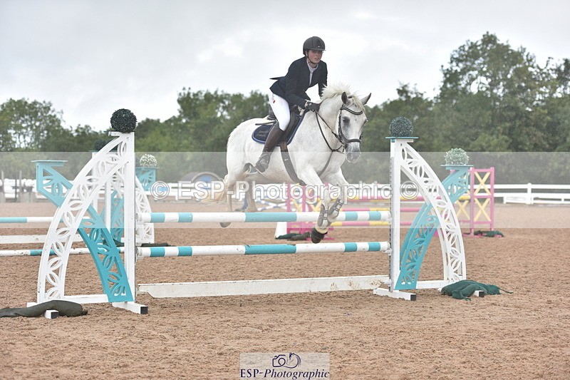 230805A-134634-00762 - Cls 10 Pony Newcomers & 1m Open