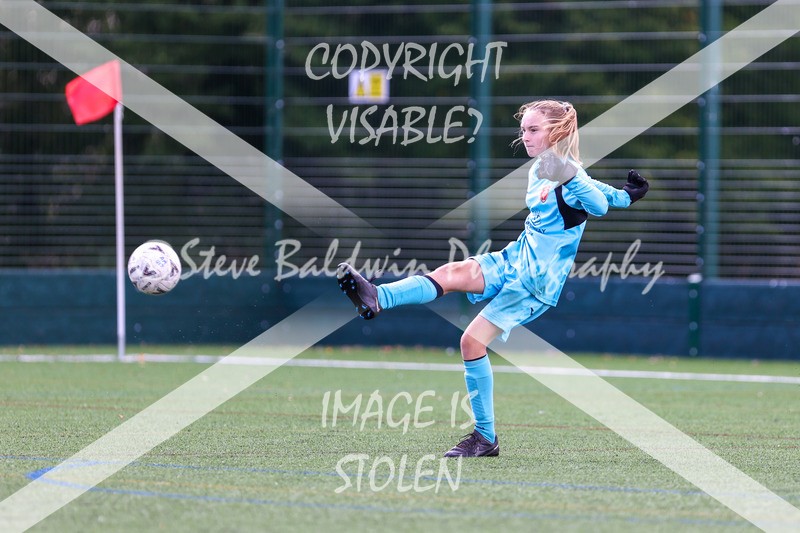 1DX30737 - 2025-09-13 FC Abbey Meads U13 Blue Girls V AFC Corsham U13 Pumas
