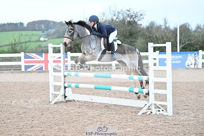 231119A-084446-04211 - Sun Cls 2 British Novice & 80cm Open