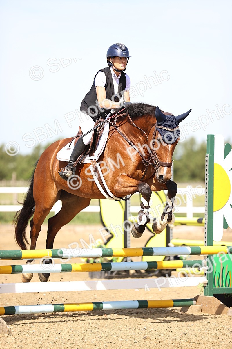SBM_003521 - Class 8 - Clear Round