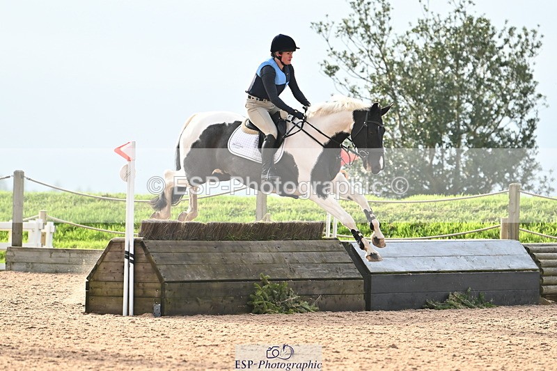 241110A-140249-01182 - 90cm 14.00 to End