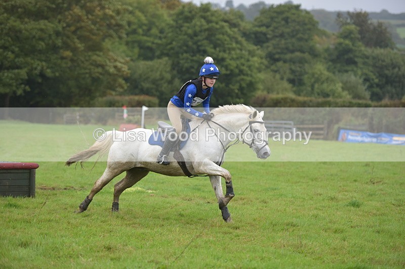 RAY_9845 - Class 2: 70cm: Corner