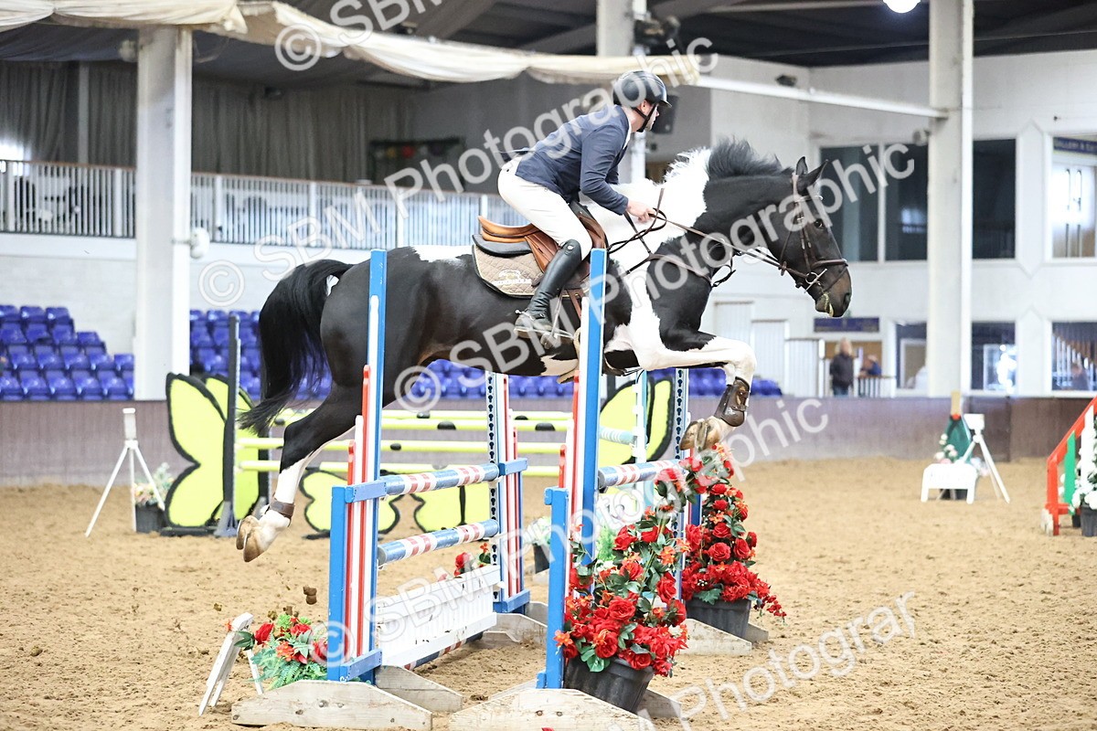 SBM_003316 - Class 11 - Senior Newcomers 1.10m