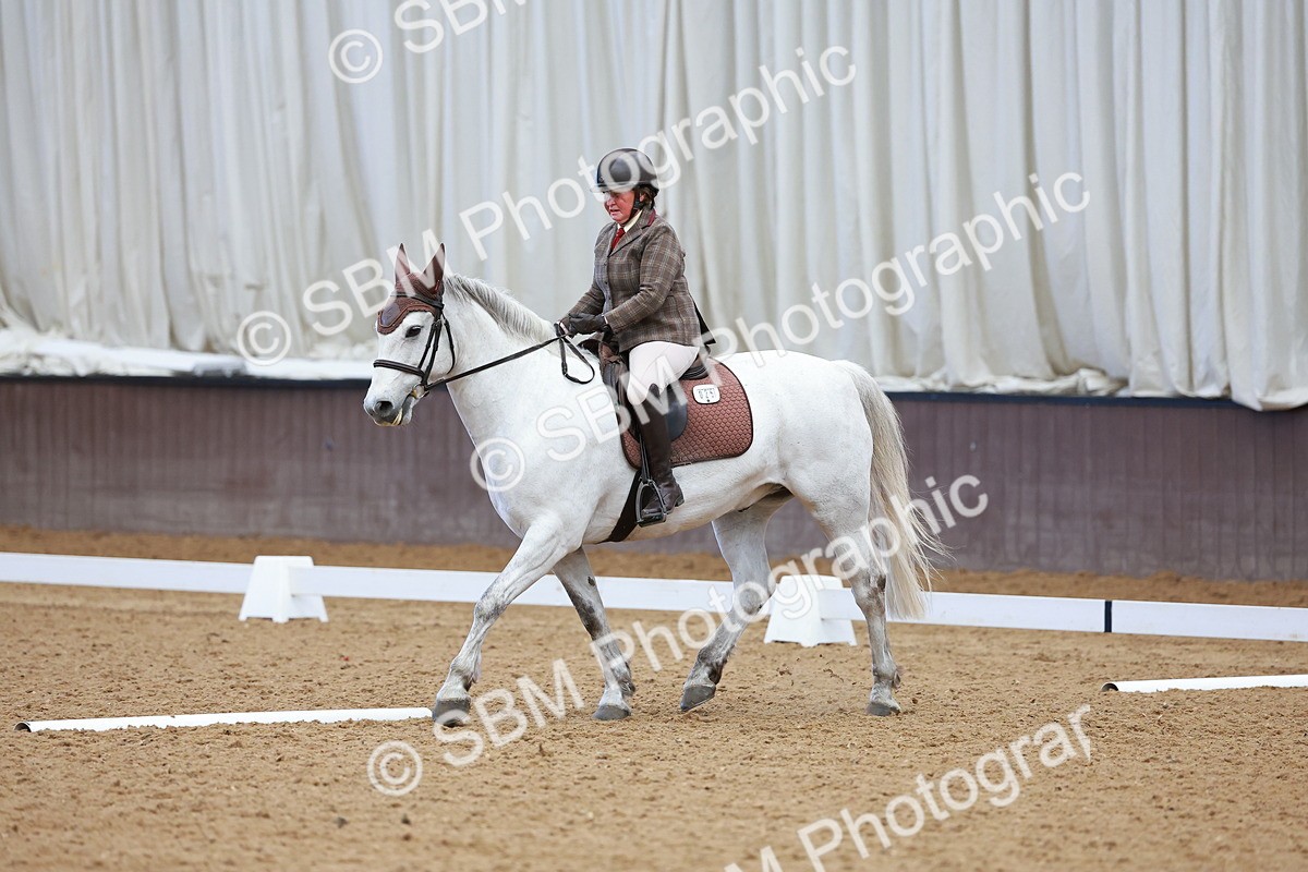 SBM_003516 - Class 15-16-18 - Novice 3-Elementary 1-PYO