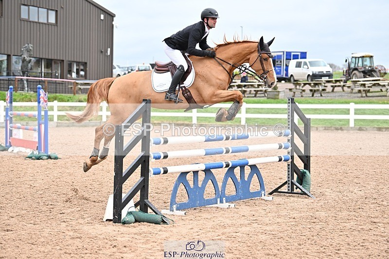 250112-131224-01397 - Cls 20 Newcomers and 1.10m Open