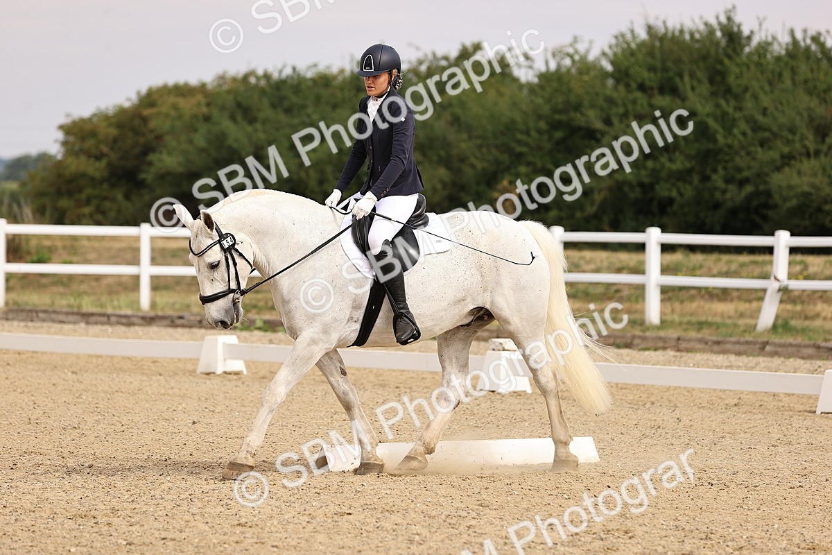 SBM_006460 - Intro 3 - 9.46-10.46