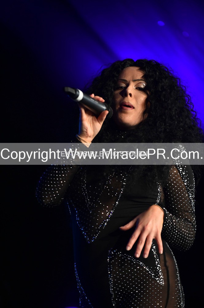 SH4_6029 - The Cher Experience