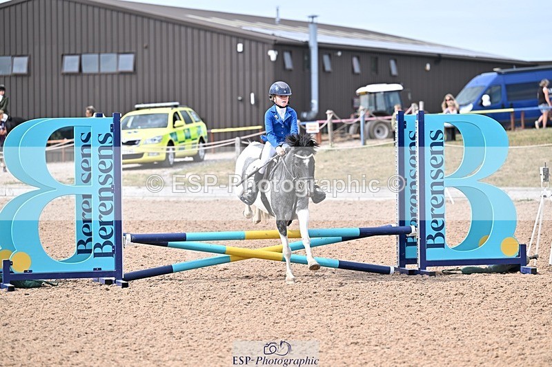 250826-154417-00176 - Clear Round and 60cm